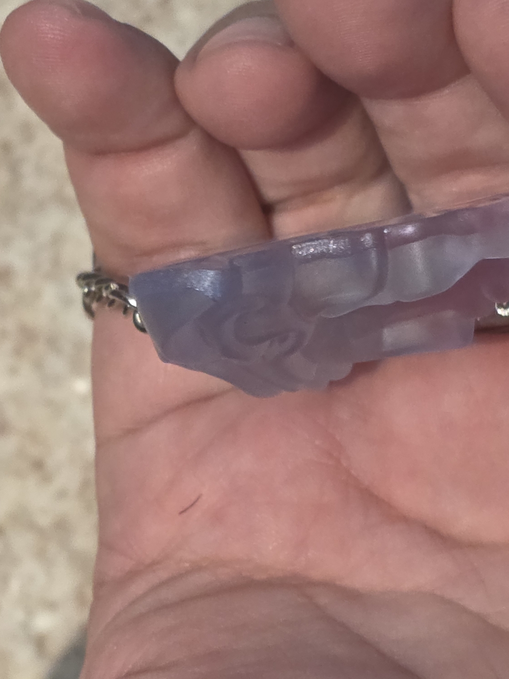 Large Versace Inspired Medusa Keychain On Resin - Picture 5 of 5